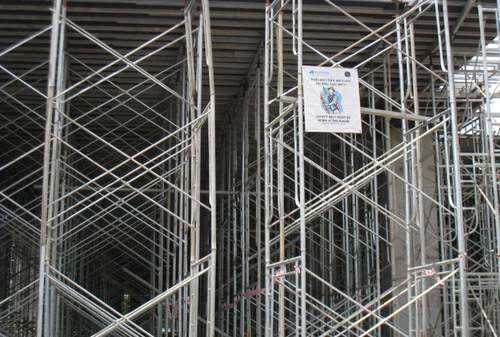 giàn giáo tiệp xây dựng