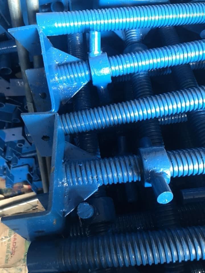 kích tăng U giàn giáo