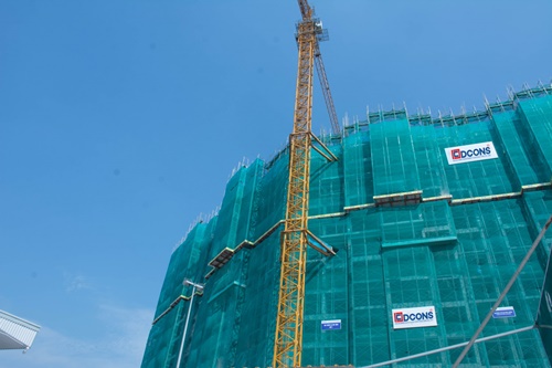 lắp dựng giàn giáo bao che