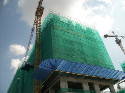 lắp dựng giàn giáo bao che