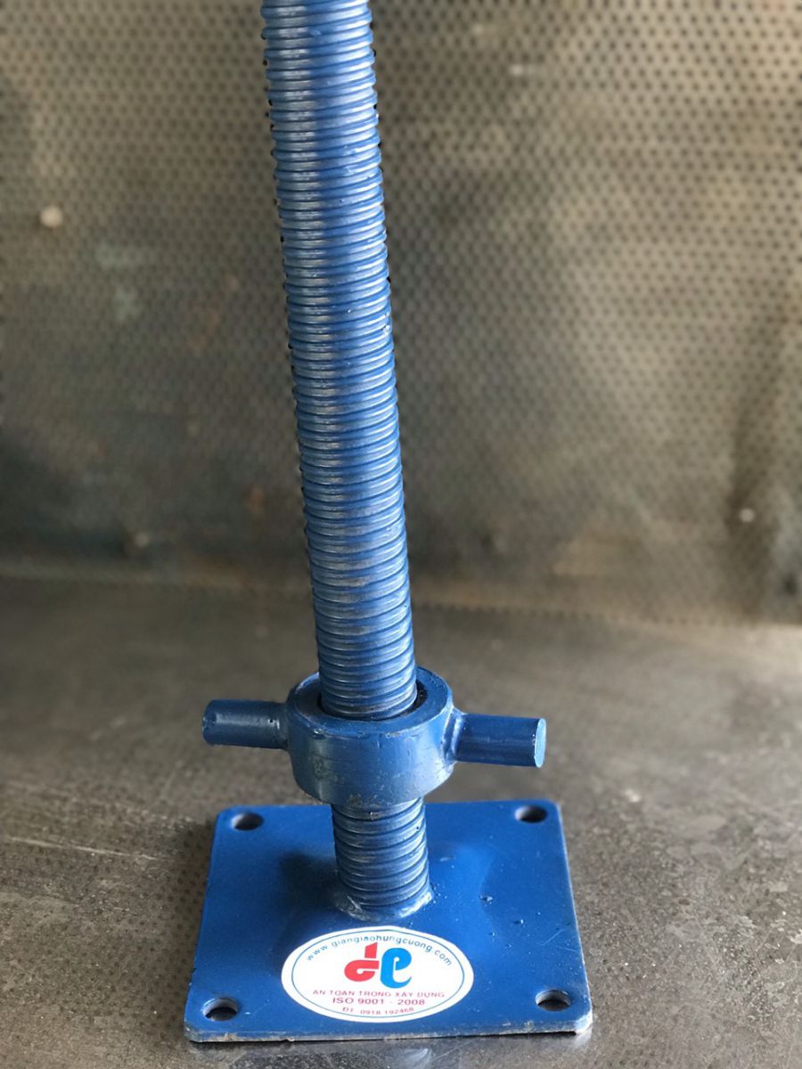 chân đế giàn giáo