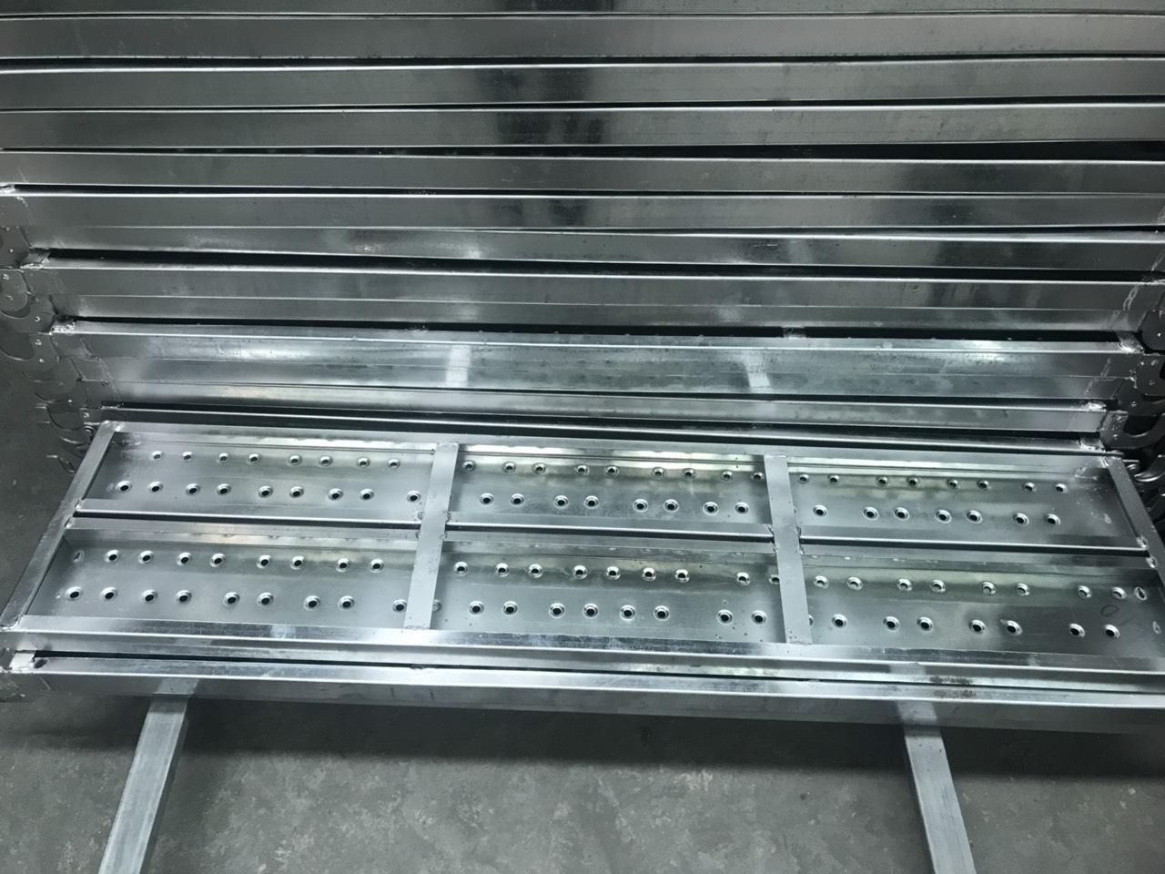 địa chỉ bán mâm giàn giáo xây dựng