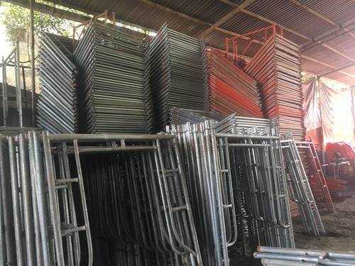 giàn giáo hoa thị